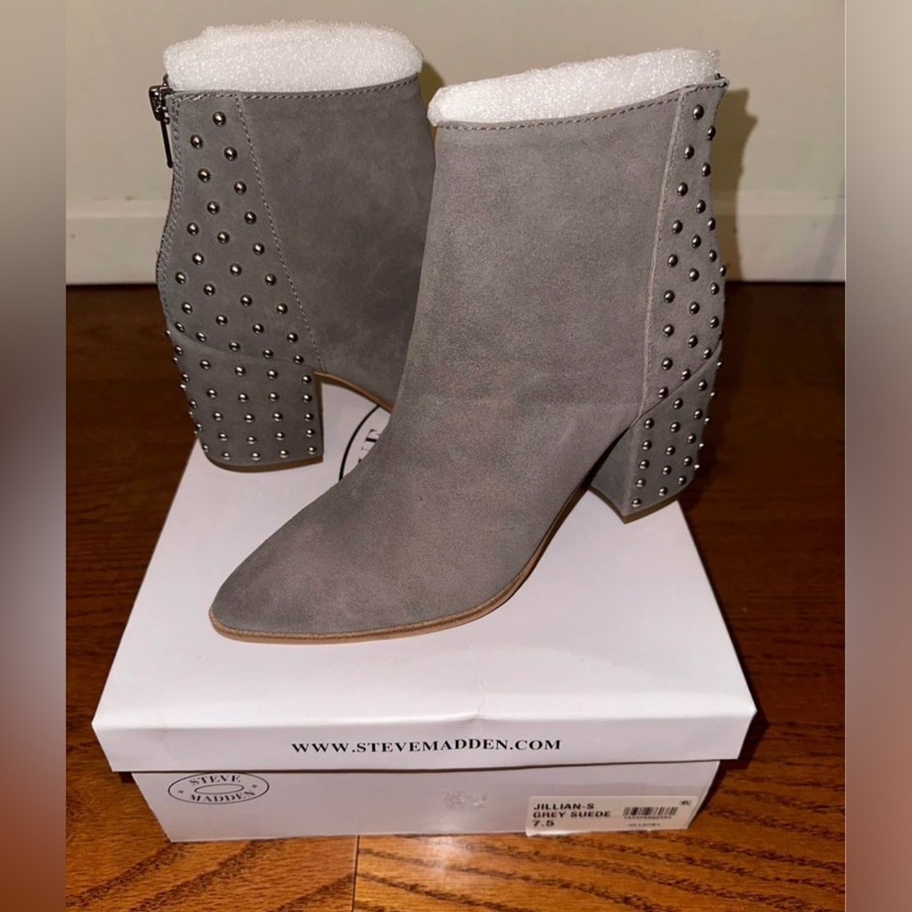 Steve Madden Gray Studded Heeled Boots